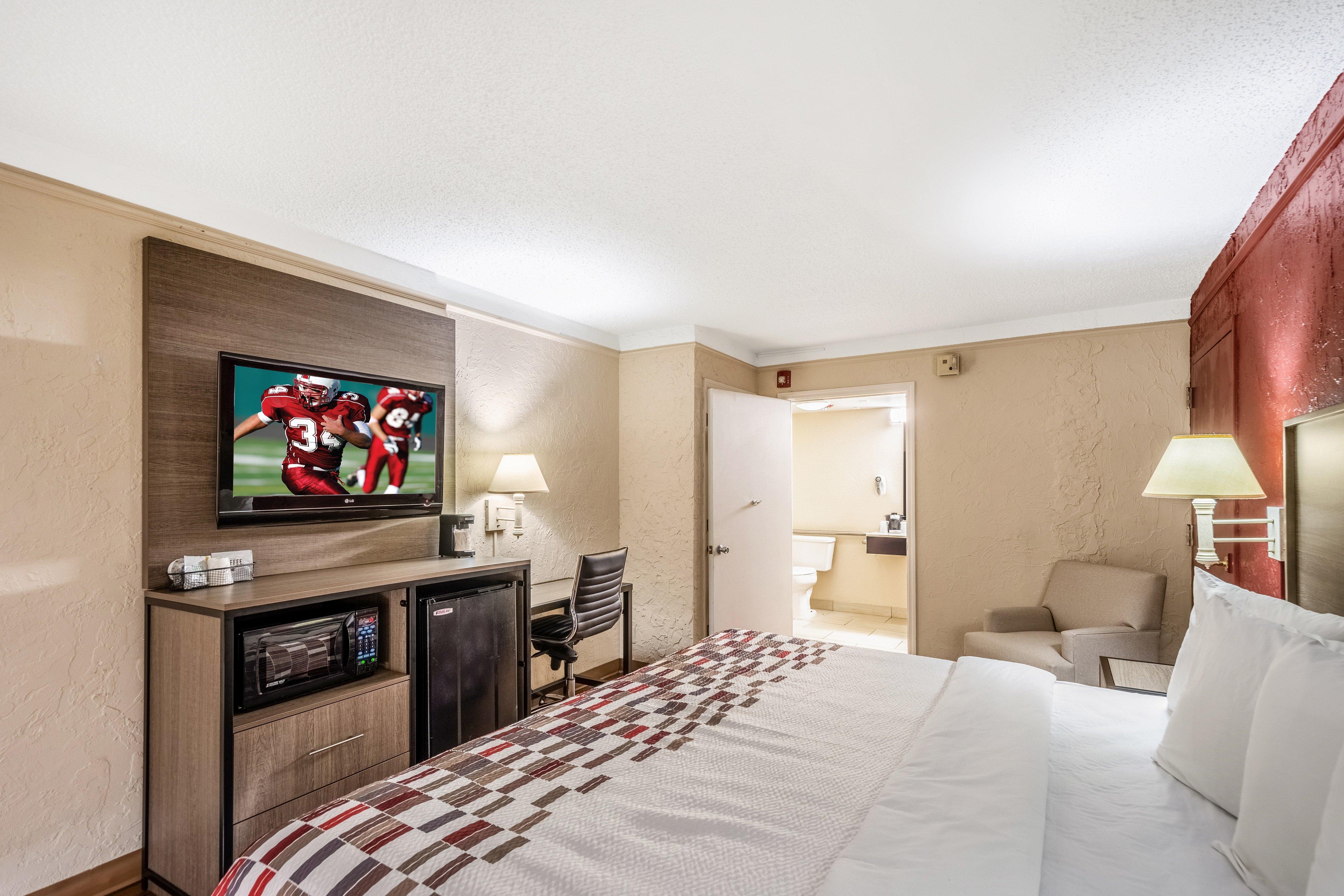 Red Roof Inn Tampa Bay - Saint Petersburg Eksteriør billede
