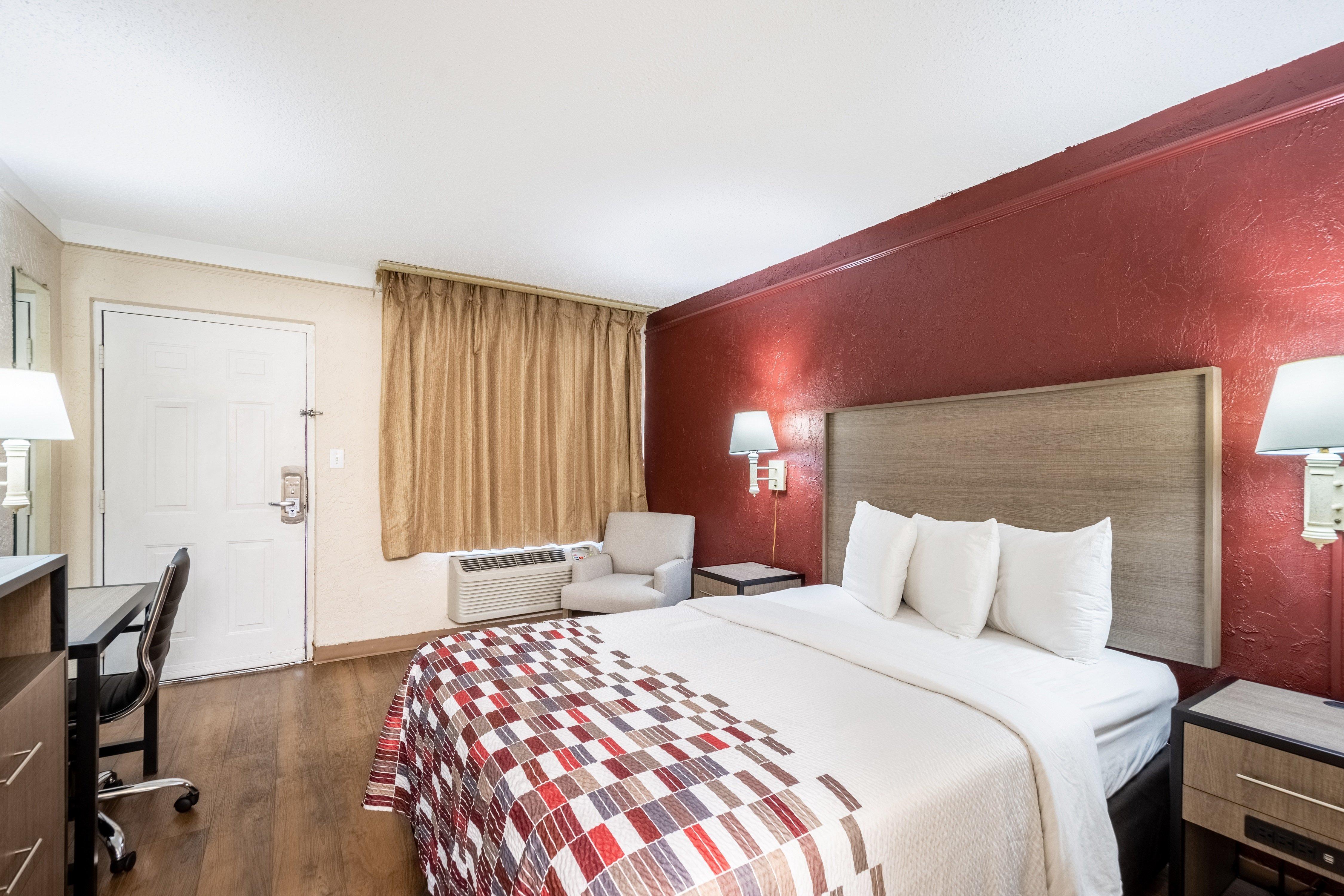 Red Roof Inn Tampa Bay - Saint Petersburg Eksteriør billede