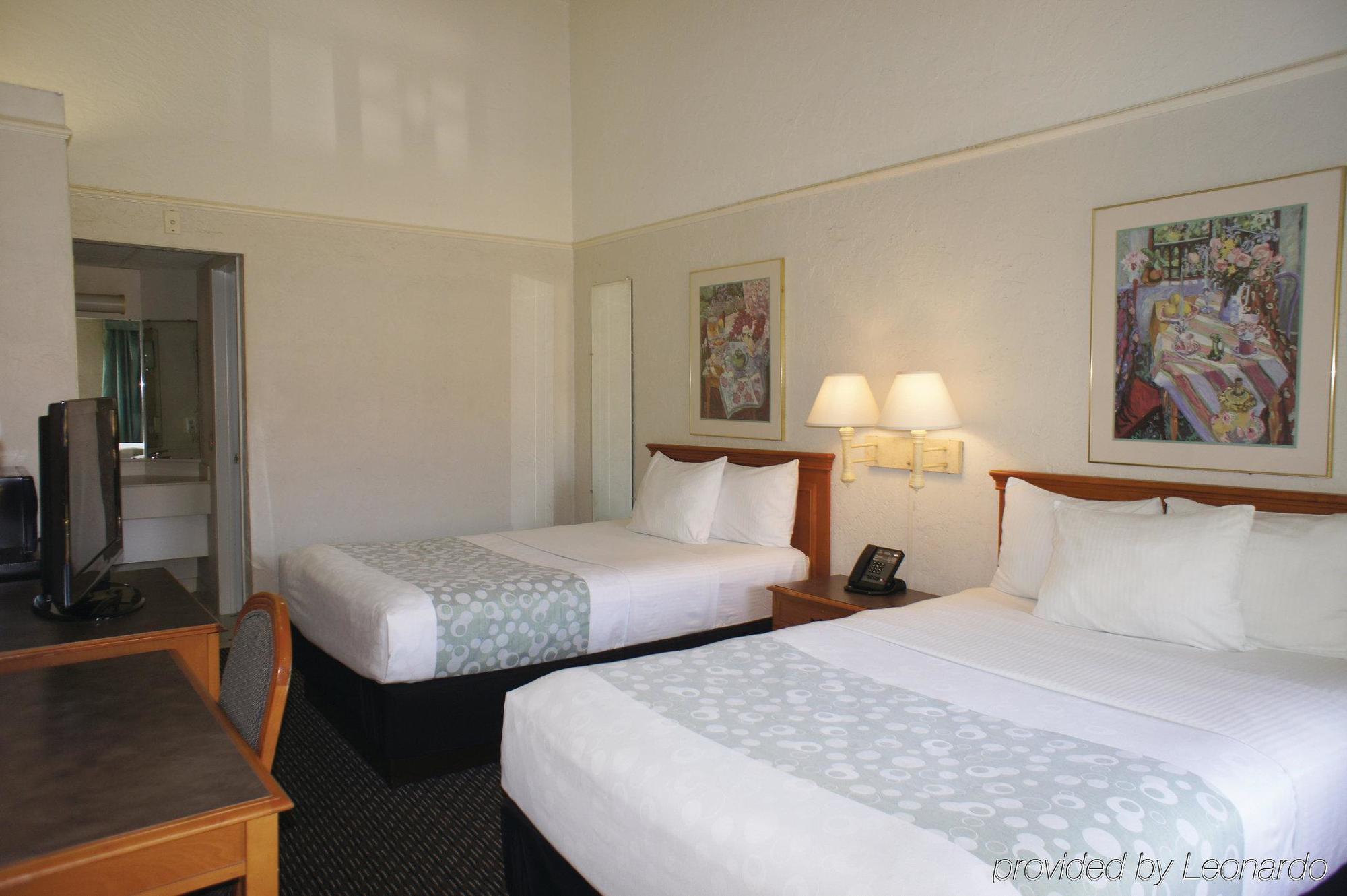 Red Roof Inn Tampa Bay - Saint Petersburg Eksteriør billede