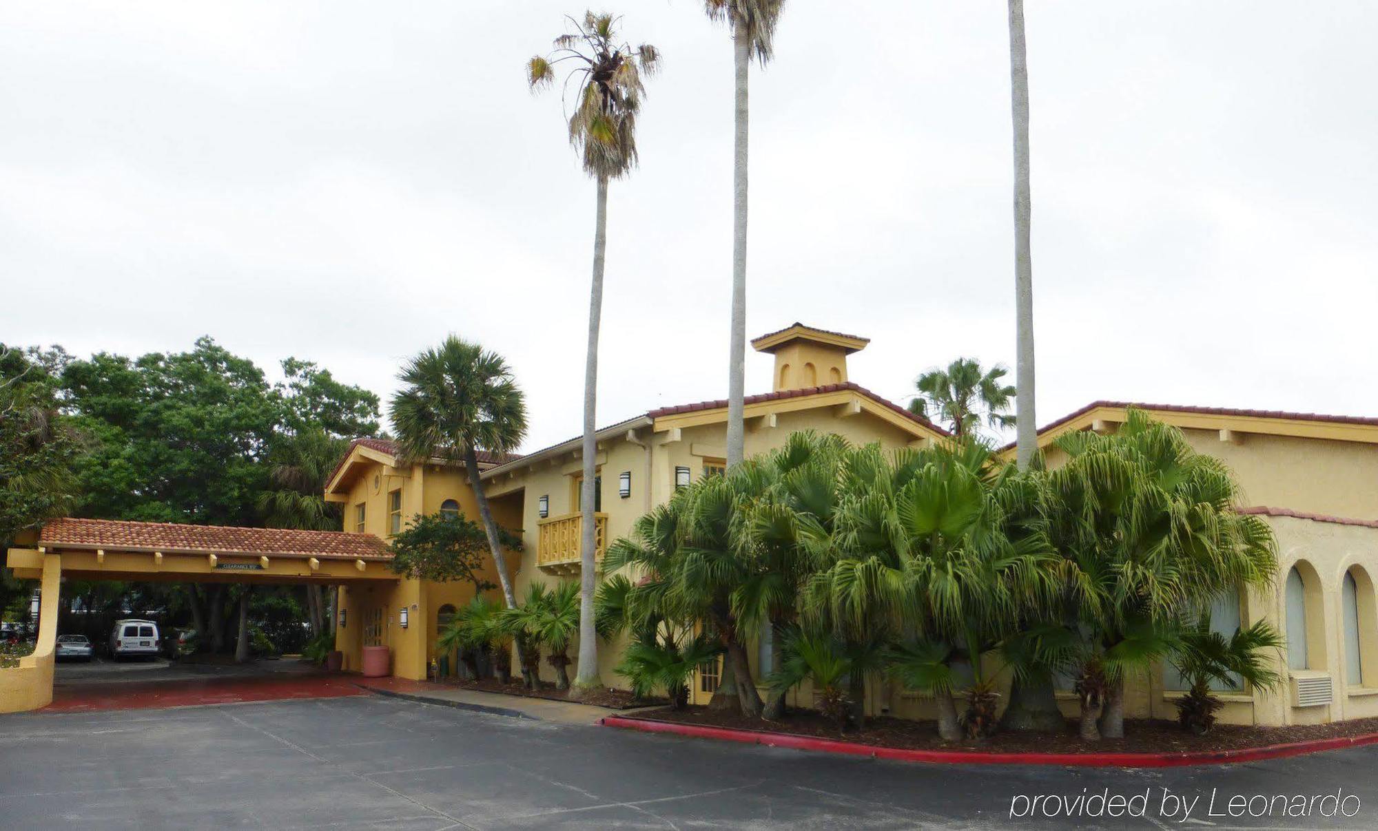 Red Roof Inn Tampa Bay - Saint Petersburg Eksteriør billede